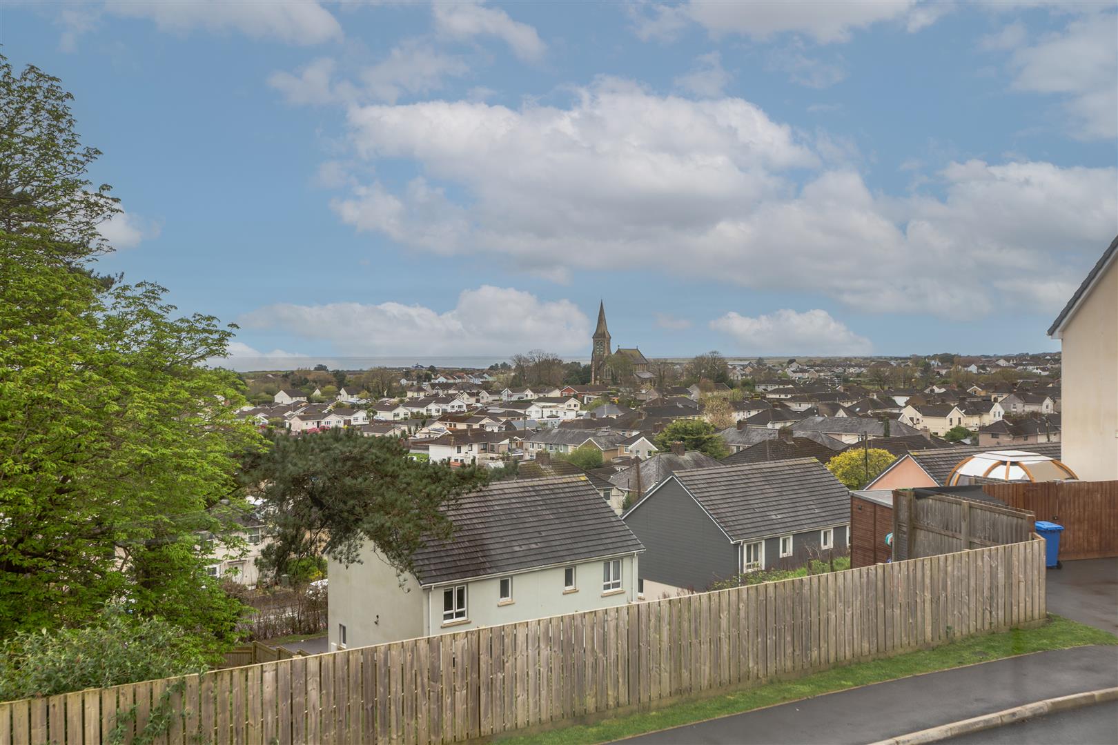 Maes Gwdig, Burry Port, SA16 0TG